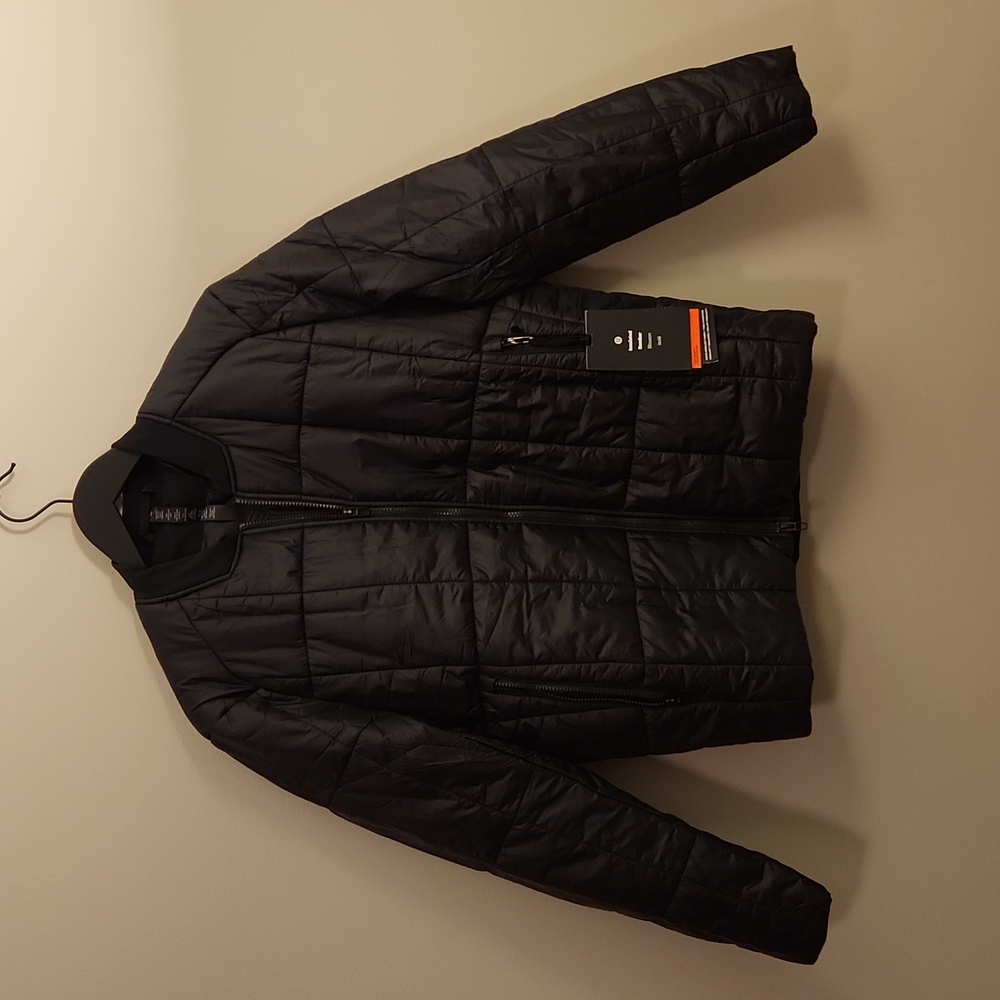 Lululemon NWT Men's Insulated Bomber Size Medium